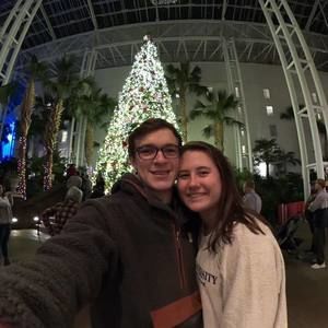 Meet your Posher, Katelyn